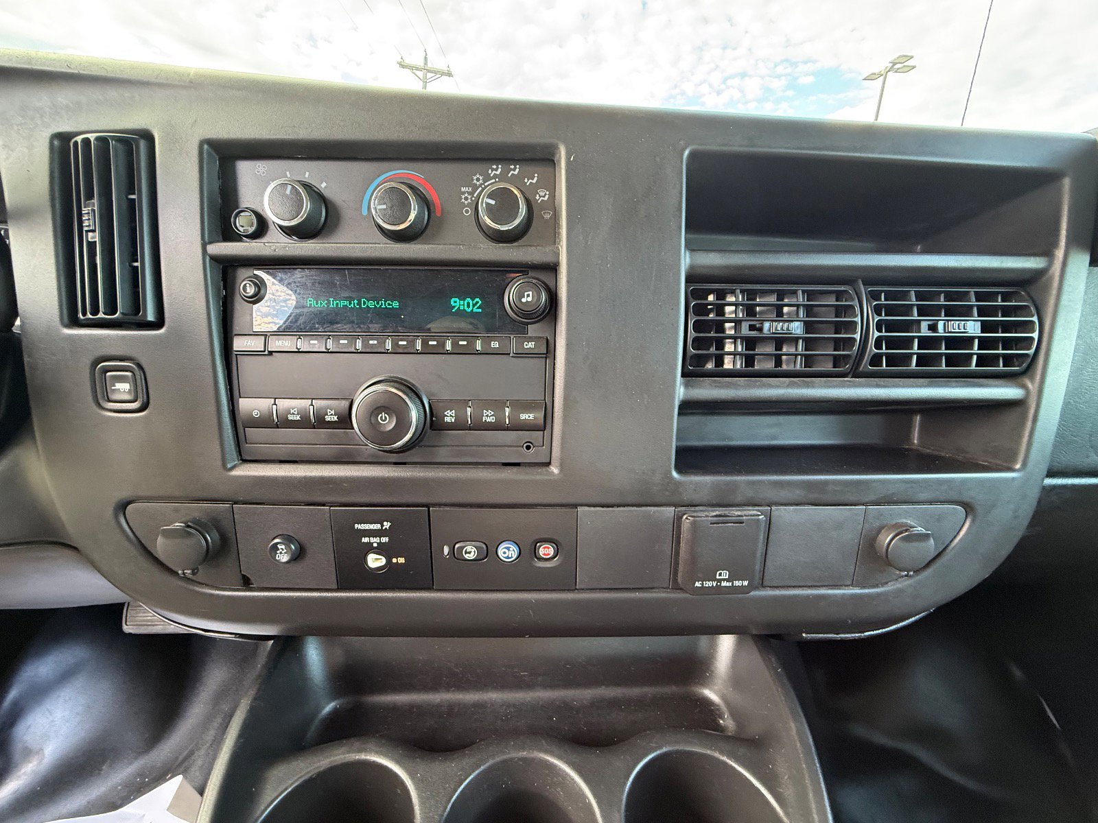 Used 2016 GMC Savana 2500 image 18