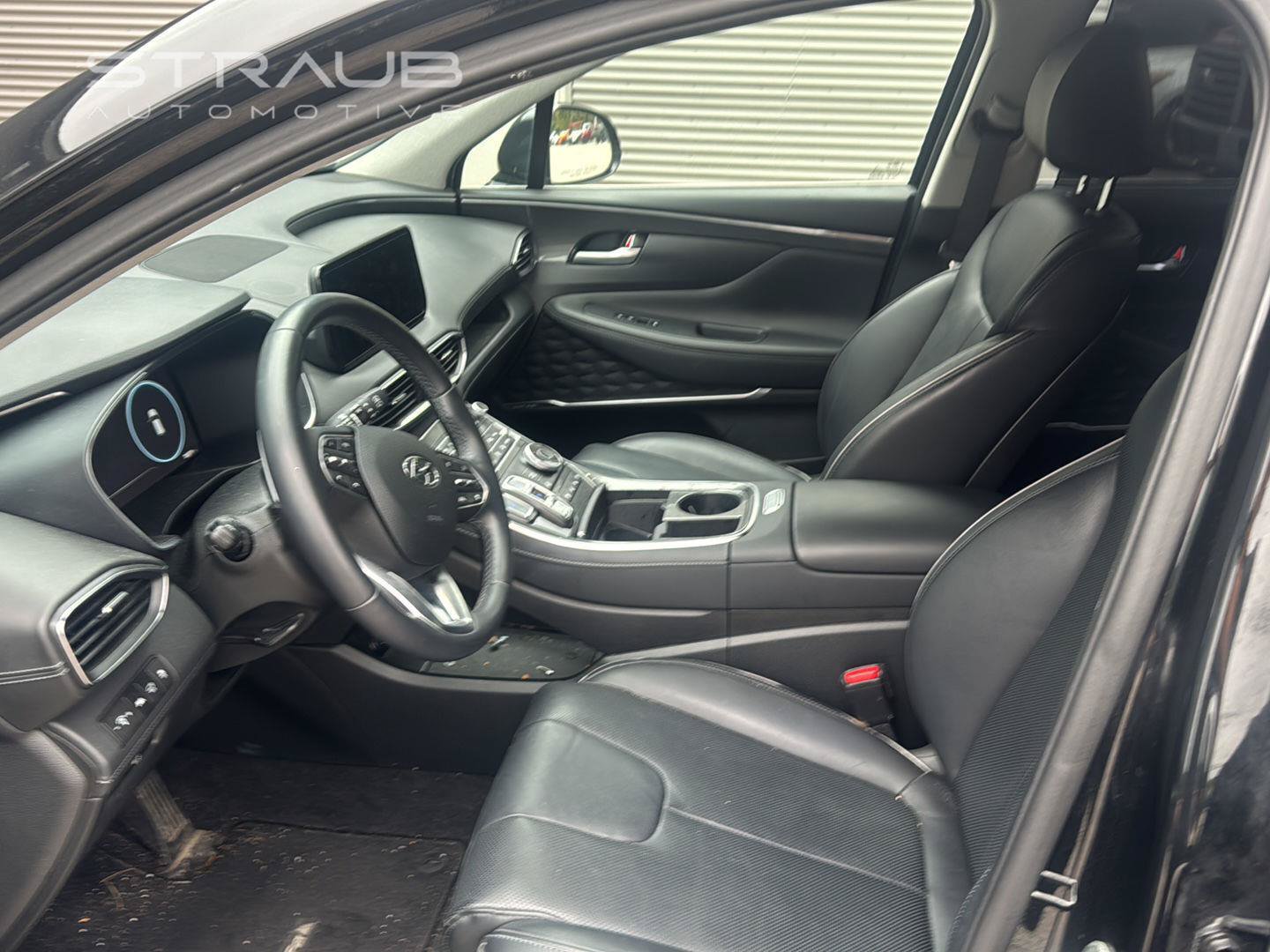 Used 2023 Hyundai Santa Fe Limited w/ Cargo Package AWD/4WD image 7