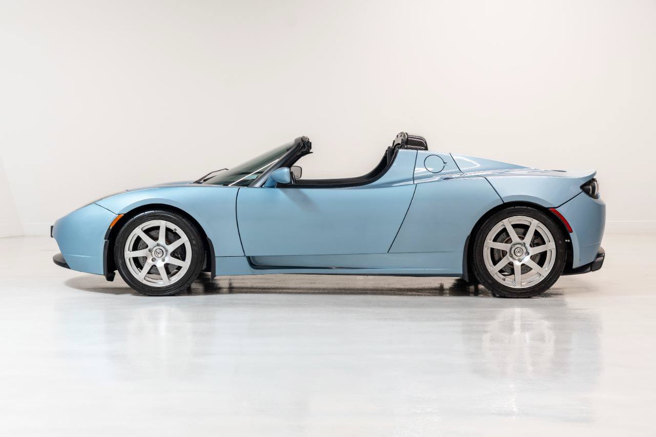 Used 2008 Tesla Roadster RWD image 7