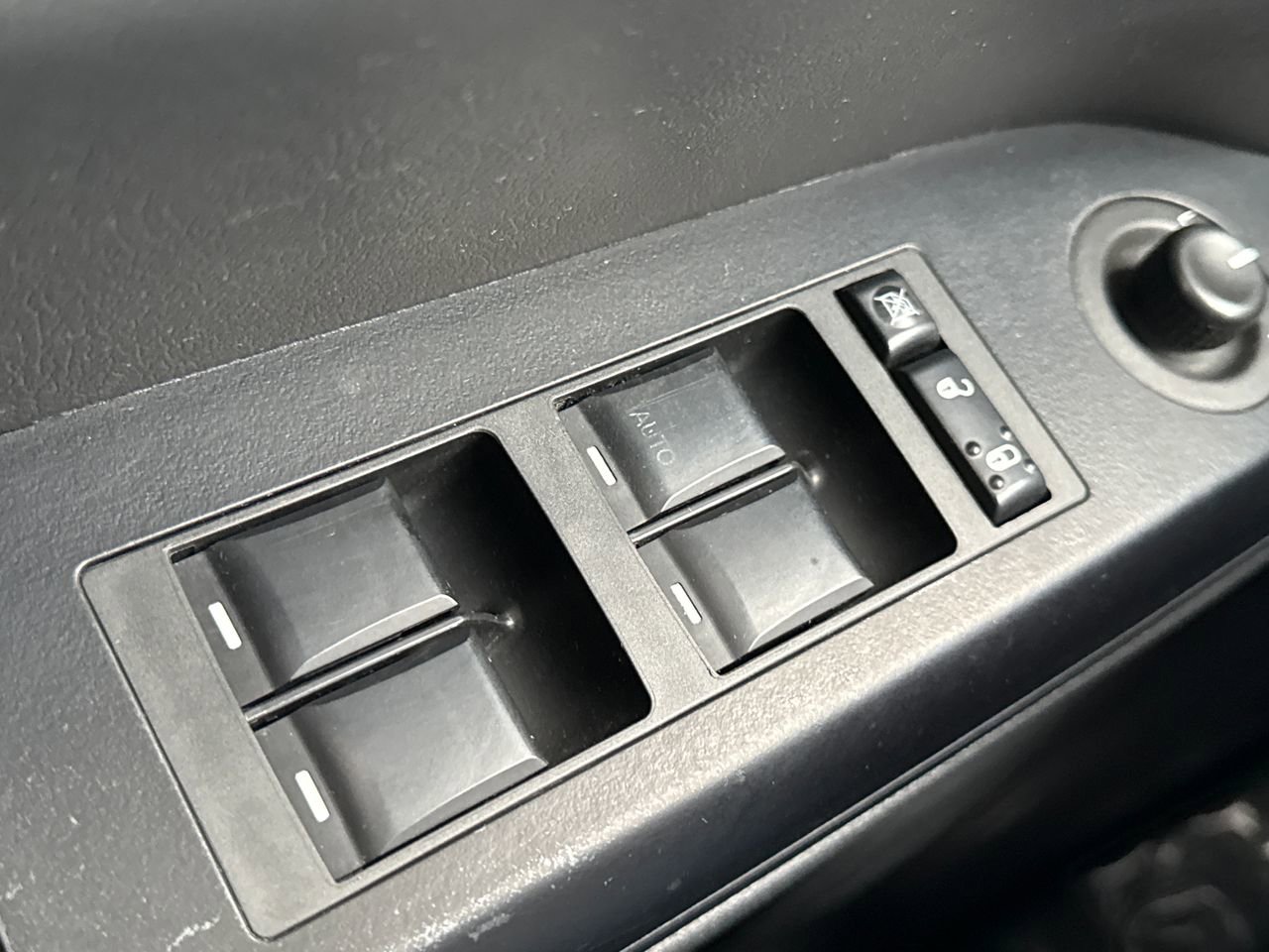 Used 2016 Jeep Compass Sport w/ Power Value Group image 28