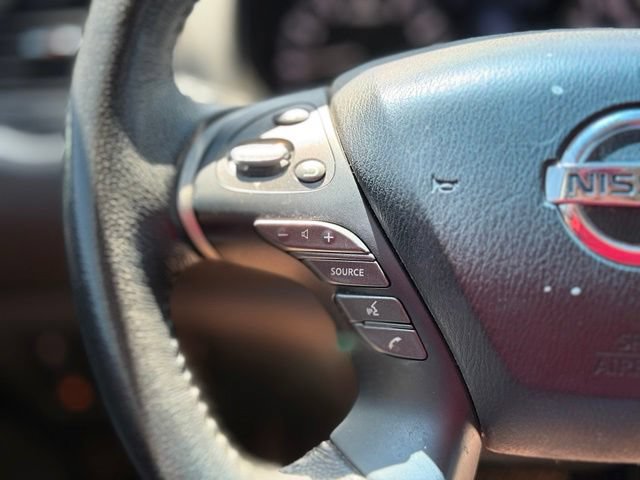 Used 2015 Nissan Pathfinder Platinum FWD image 23