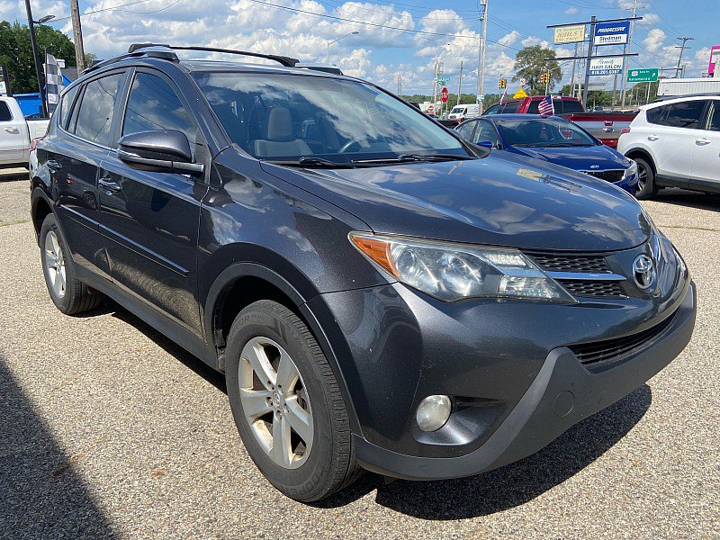 Used 2014 Toyota RAV4 XLE AWD/4WD image 7