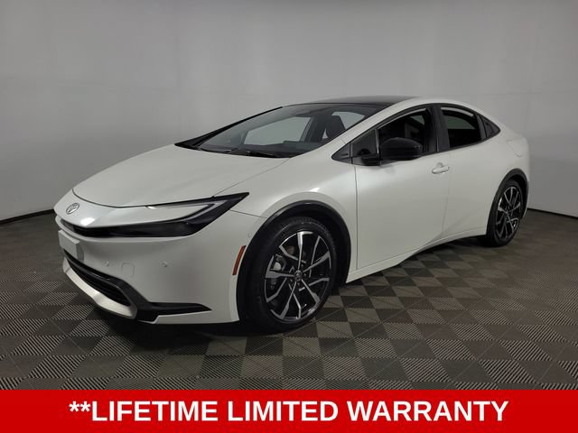 Used 2025 Toyota Prius Plug-In Hybrid w/ Limited Premium Package FWD image 3