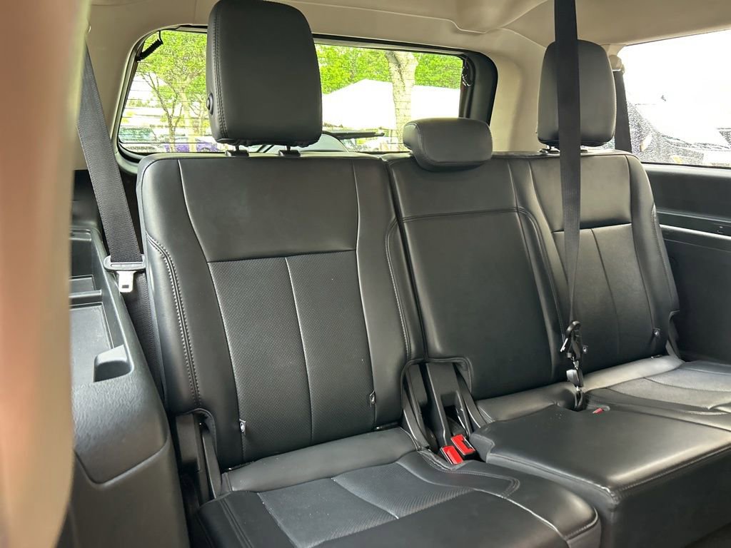 Used 2024 Ford Expedition Max XLT AWD/4WD image 32