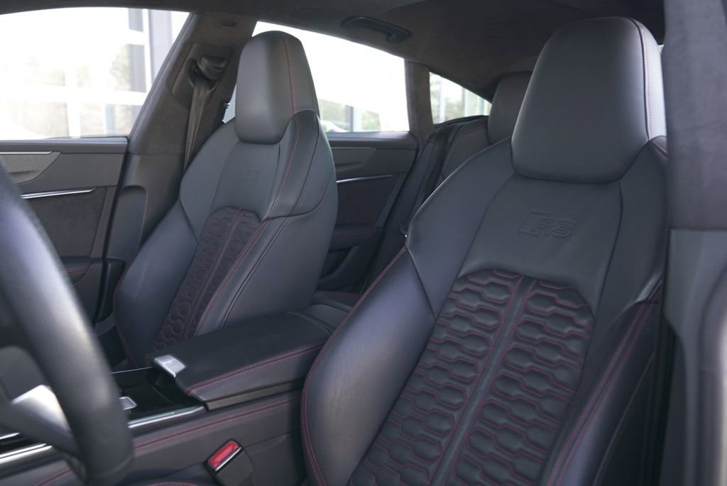 Used 2021 Audi RS 7 Sportback w/ Carbon Optic Package image 34