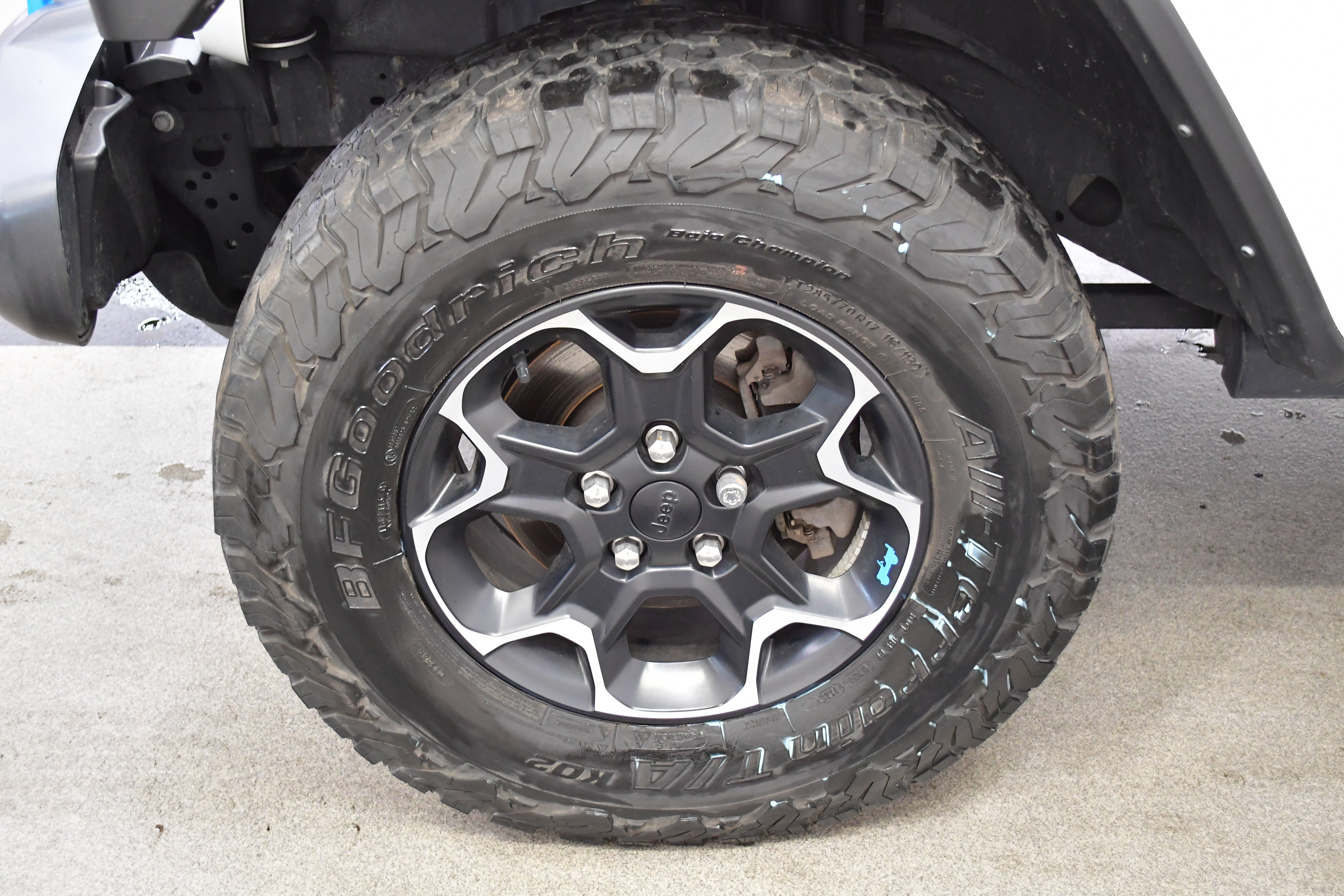 Used 2023 Jeep Wrangler Unlimited Rubicon 4xe w/ Cold Weather Group AWD/4WD image 35