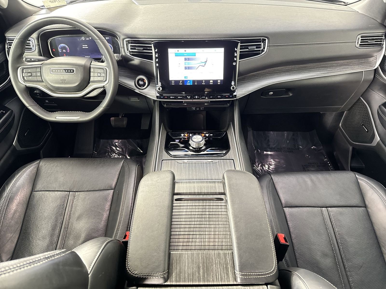 Used 2024 Jeep Wagoneer Series II w/ Flexible Seating Group image 23