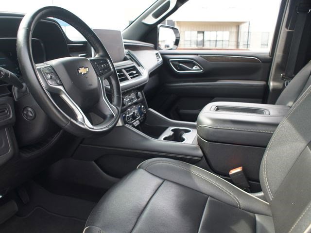 Used 2023 Chevrolet Suburban Premier image 13