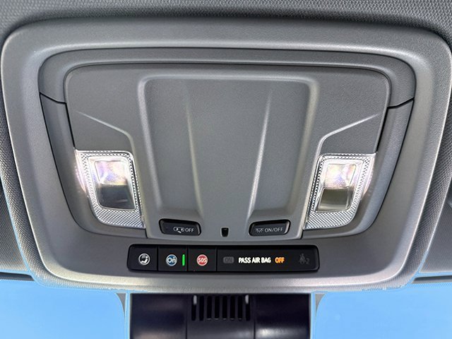 Used 2025 Chevrolet Silverado 2500 LTZ w/ LTZ Convenience Package image 18