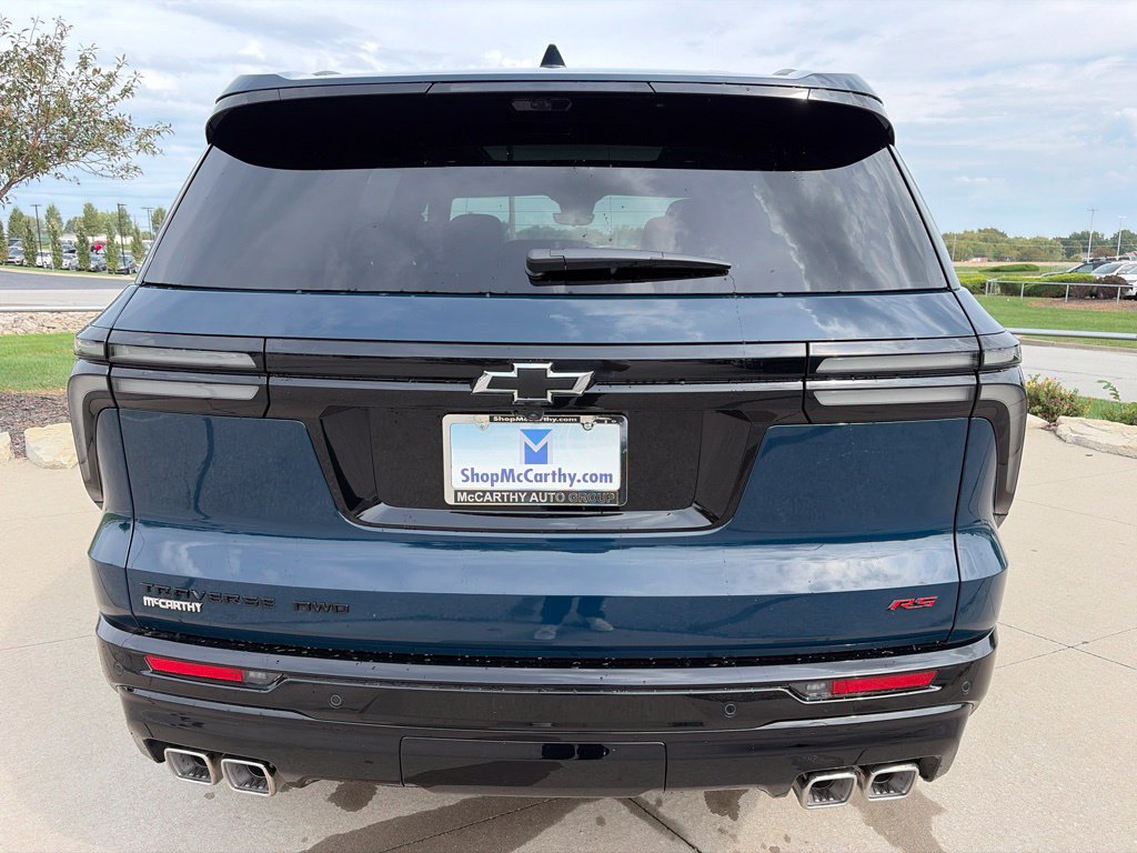 New 2027 Chevrolet Traverse RS w/ LPO, Floor Liner Package AWD/4WD image 23