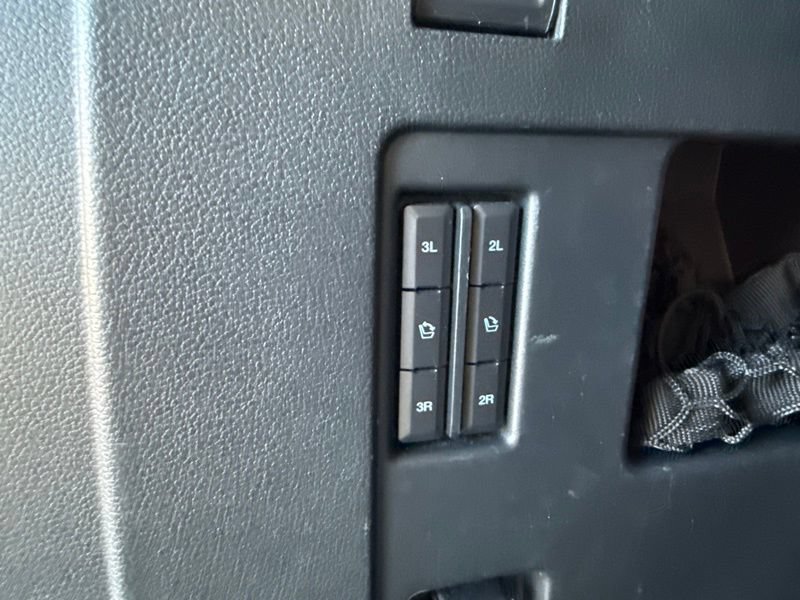 Used 2021 Ford Expedition XLT AWD/4WD image 12
