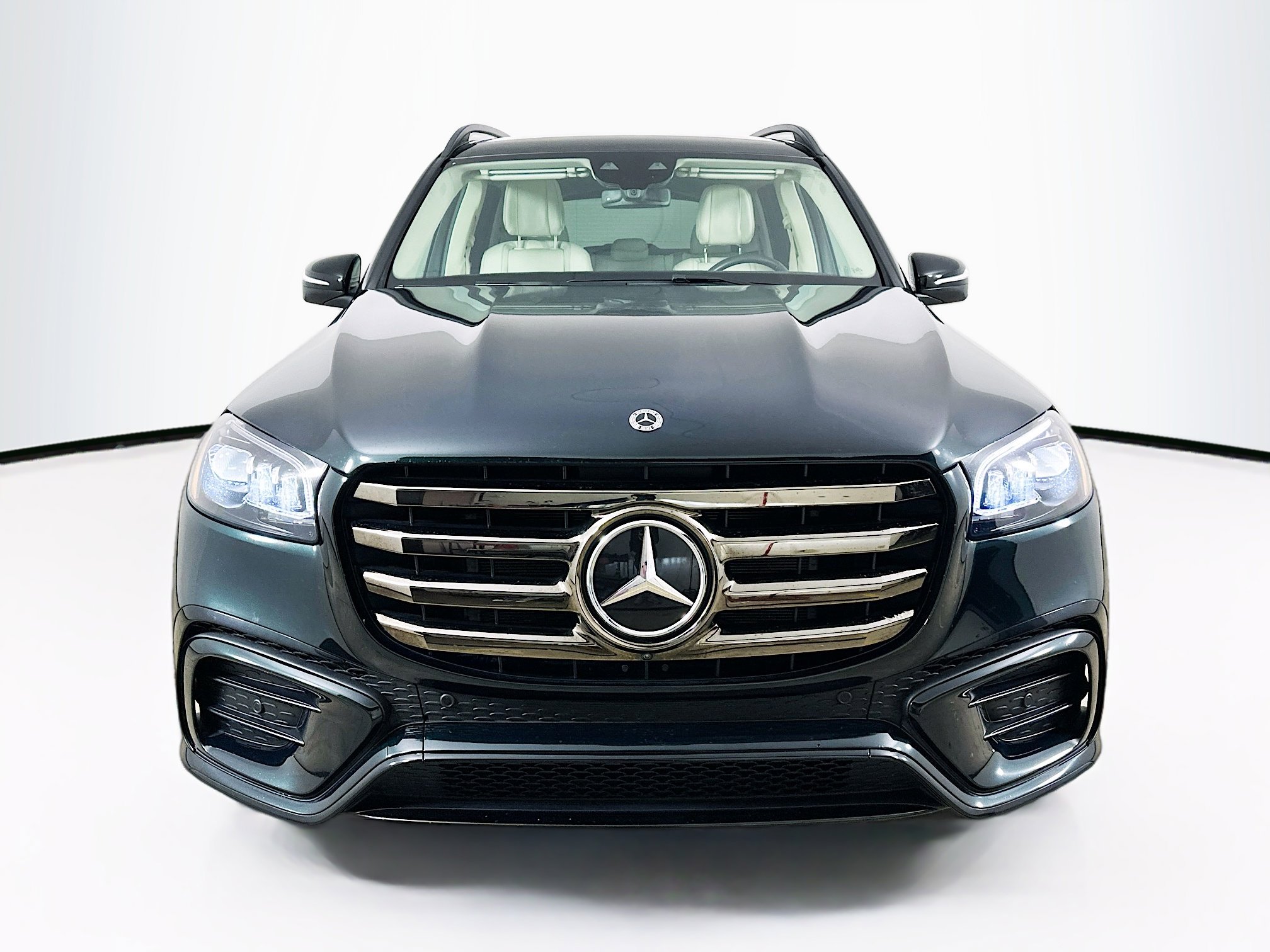 Certified 2025 Mercedes-Benz GLS 450 4MATIC image 2