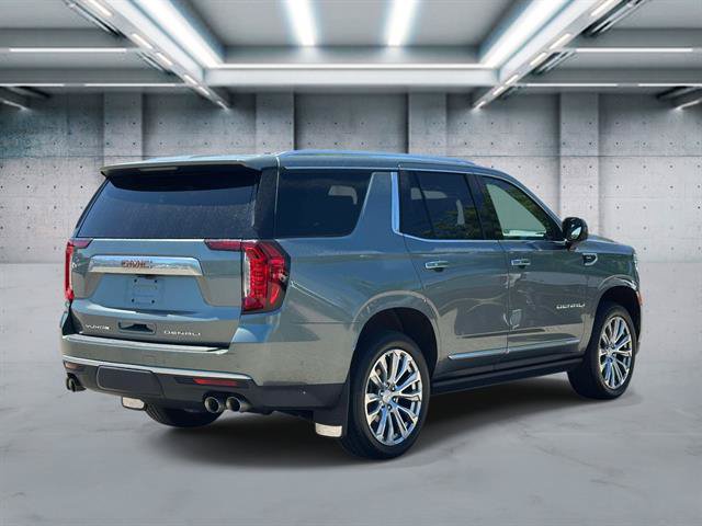 Used 2024 GMC Yukon Denali w/ Denali Reserve Package AWD/4WD image 5