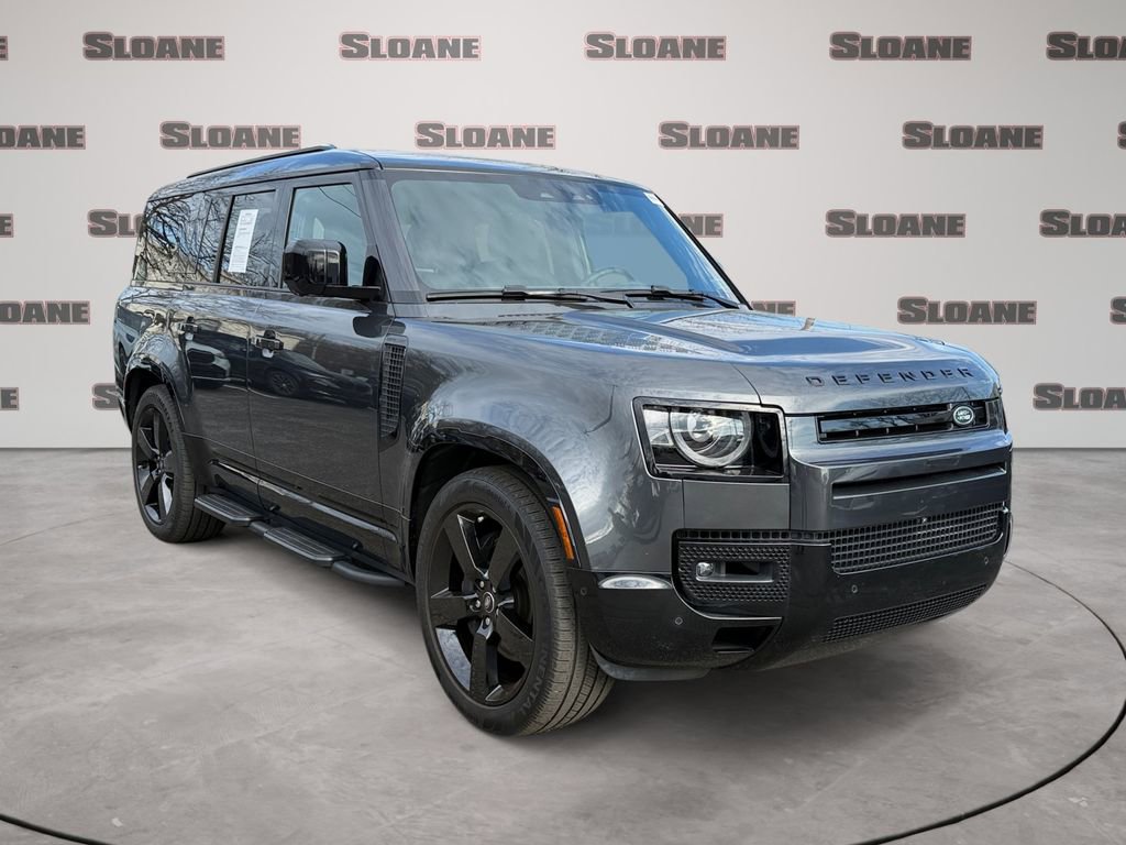 Used 2025 Land Rover Defender 130 X-Dynamic SE image 7