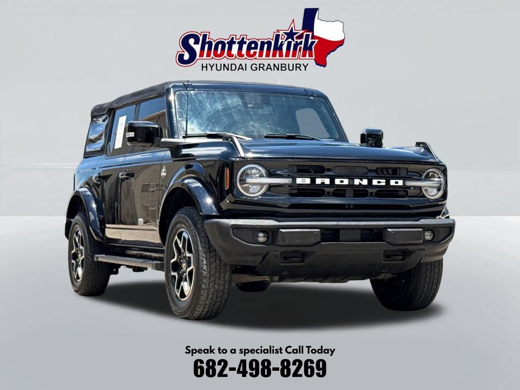 Used 2022 Ford Bronco Outer Banks AWD/4WD image 3