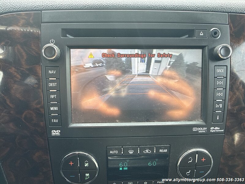 Used 2012 GMC Yukon Denali AWD/4WD image 24