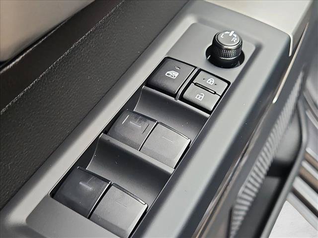 Used 2026 Toyota Tundra SR5 w/ SR5 Convenience Package AWD/4WD image 11