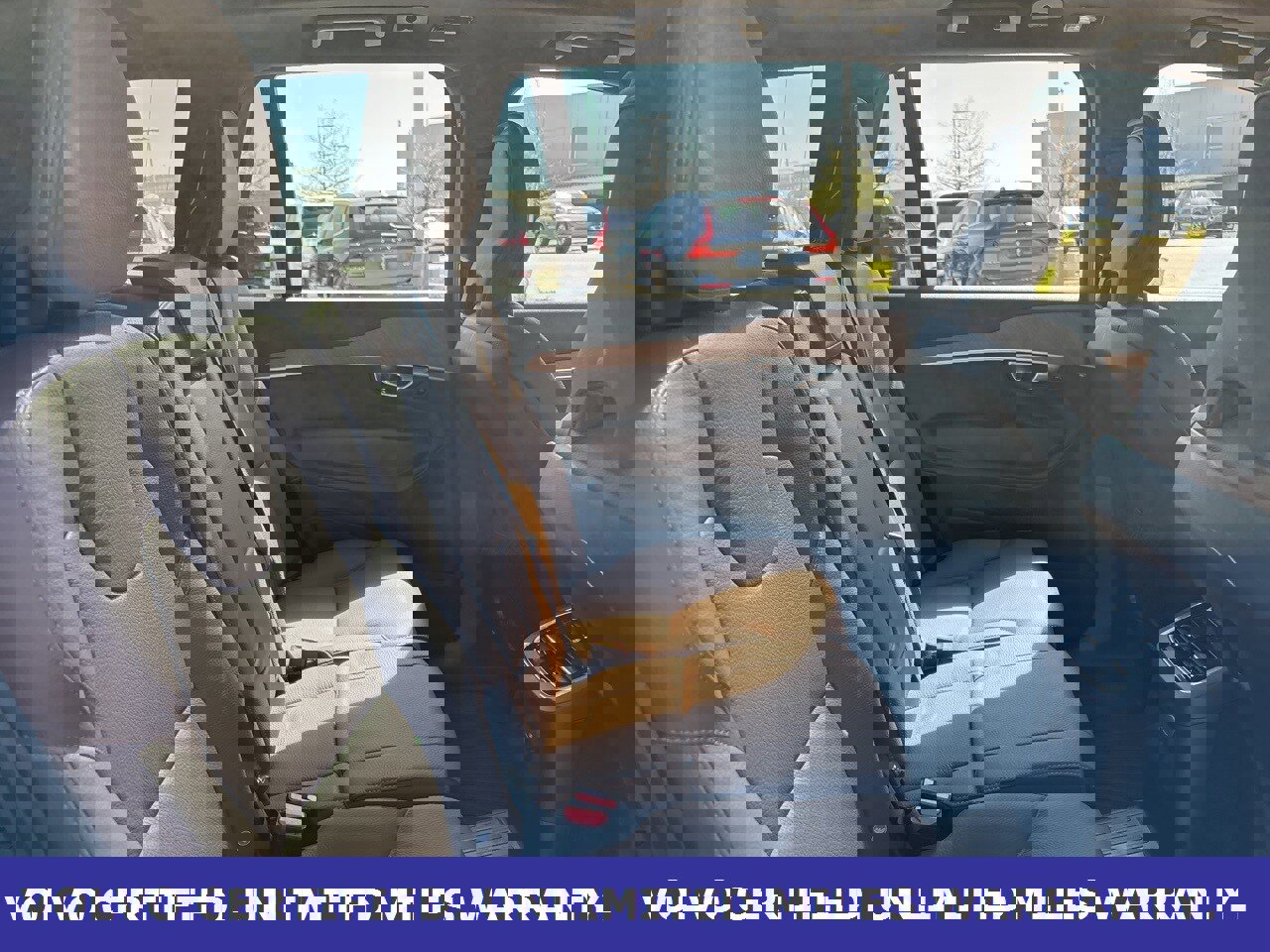 Certified 2023 Volvo XC90 T8 Plus w/ Protection Package Premier image 11