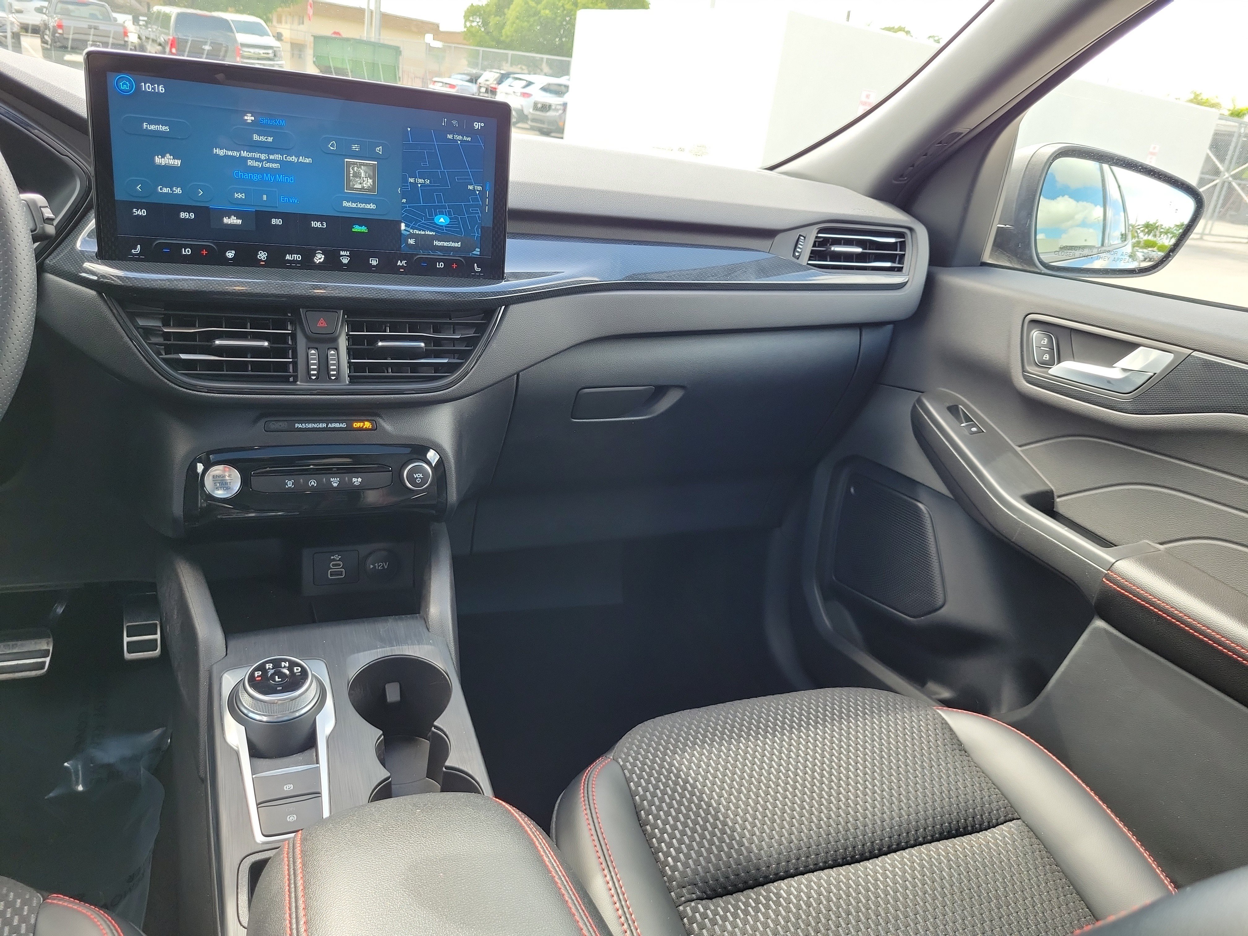 Used 2024 Ford Escape ST-Line w/ Tech Pack #1 FWD image 19