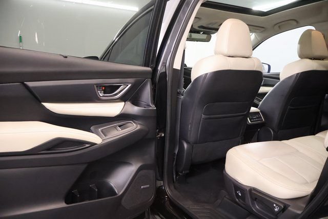 Used 2023 Subaru Ascent Limited w/ Technology Package AWD/4WD image 28