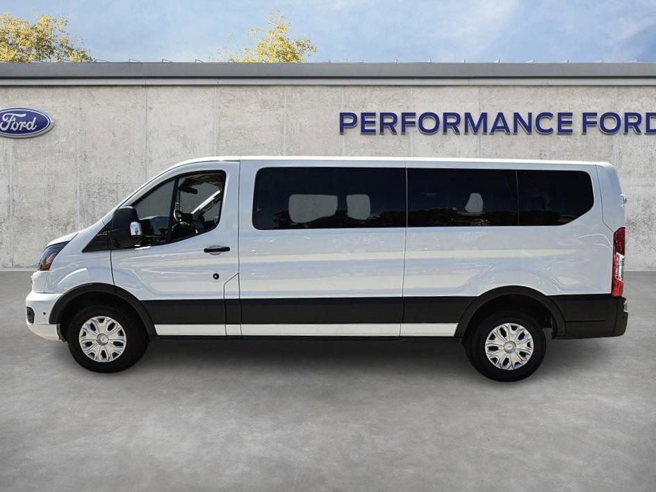 Used 2025 Ford Transit 350 XLT RWD image 12