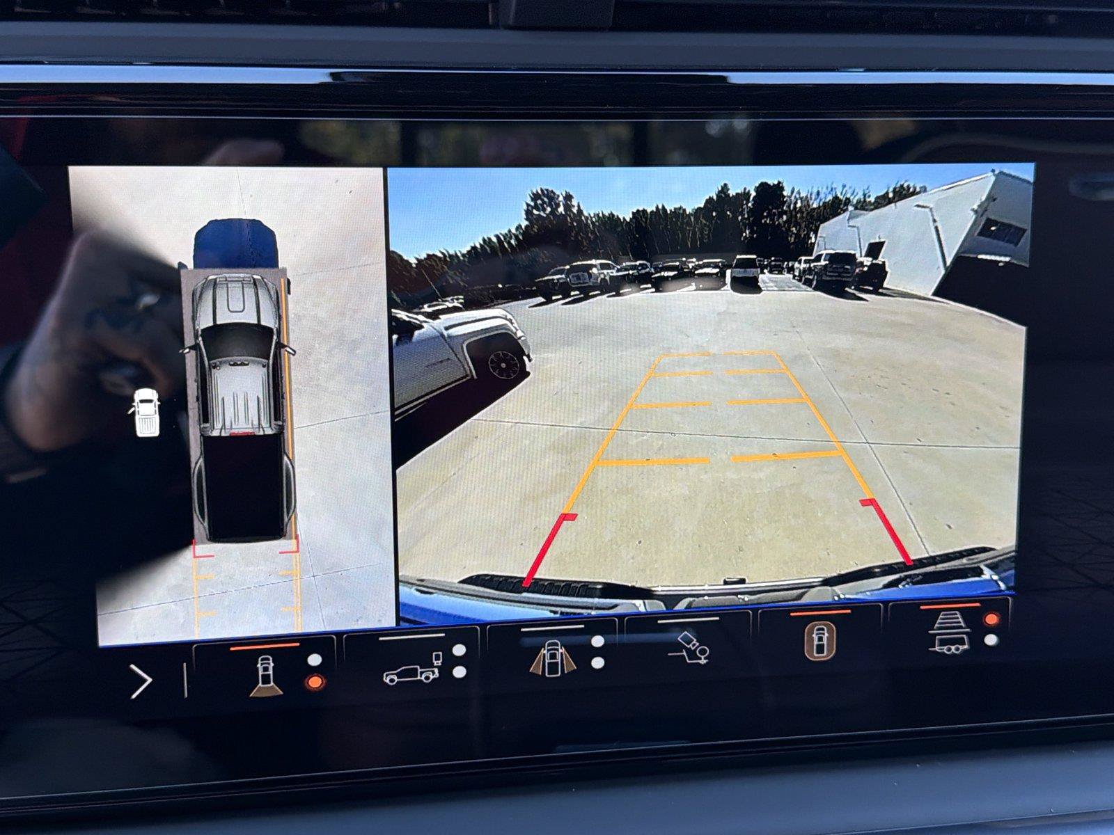 New 2026 GMC Sierra 3500 Denali Ultimate AWD/4WD image 30