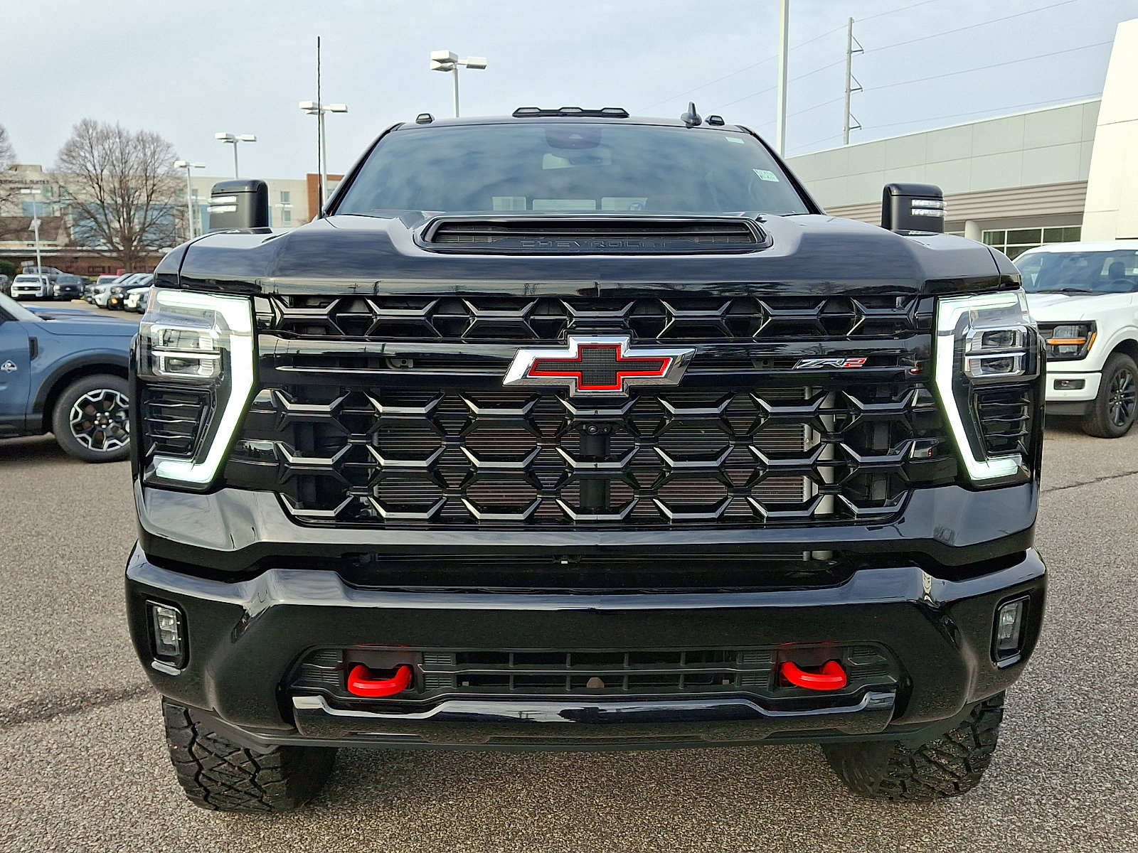 Used 2024 Chevrolet Silverado 2500 ZR2 w/ Snow Plow Prep/Camper Package image 3