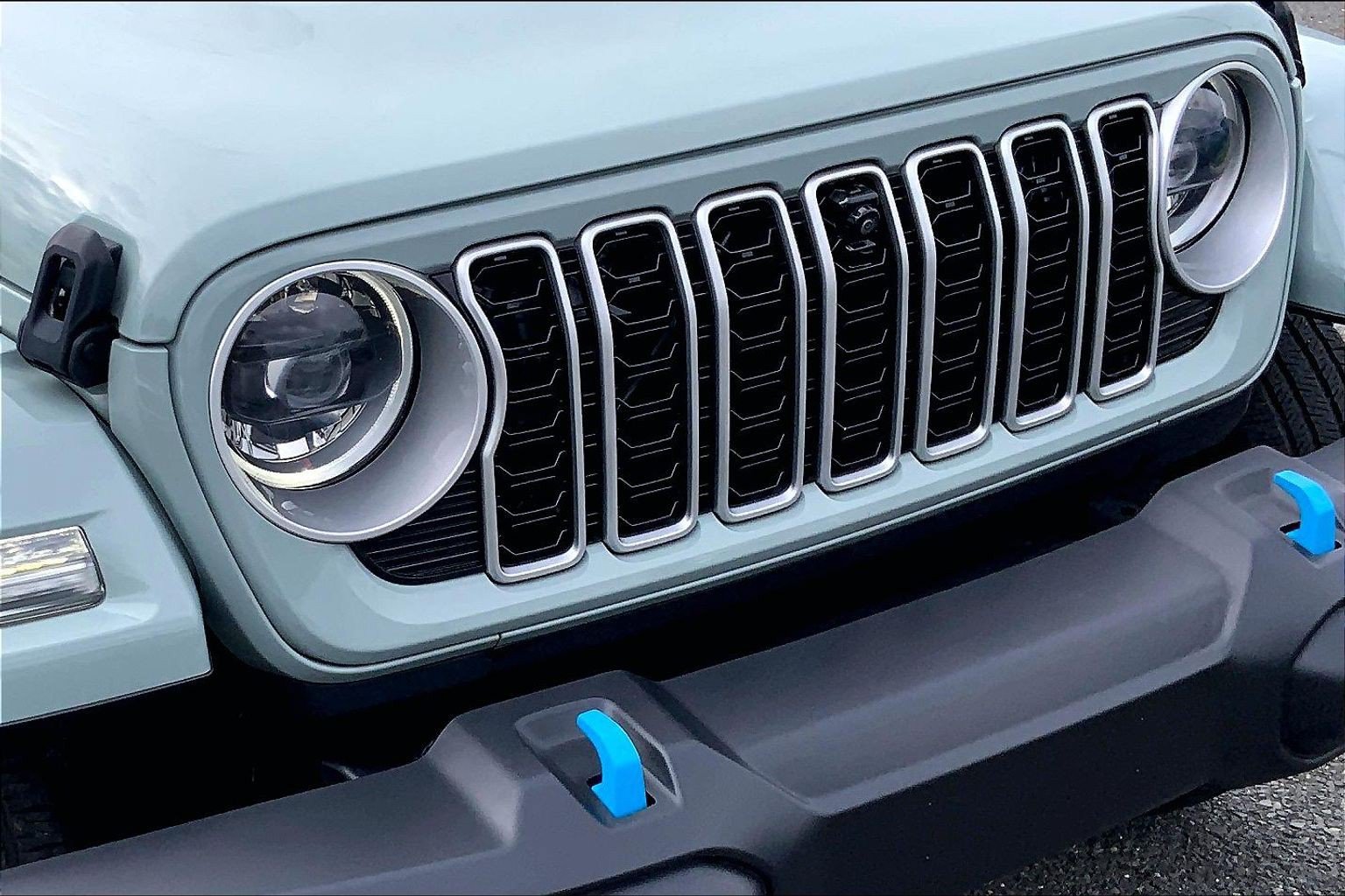Certified 2024 Jeep Wrangler Unlimited Sahara w/ Technology Group AWD/4WD image 29