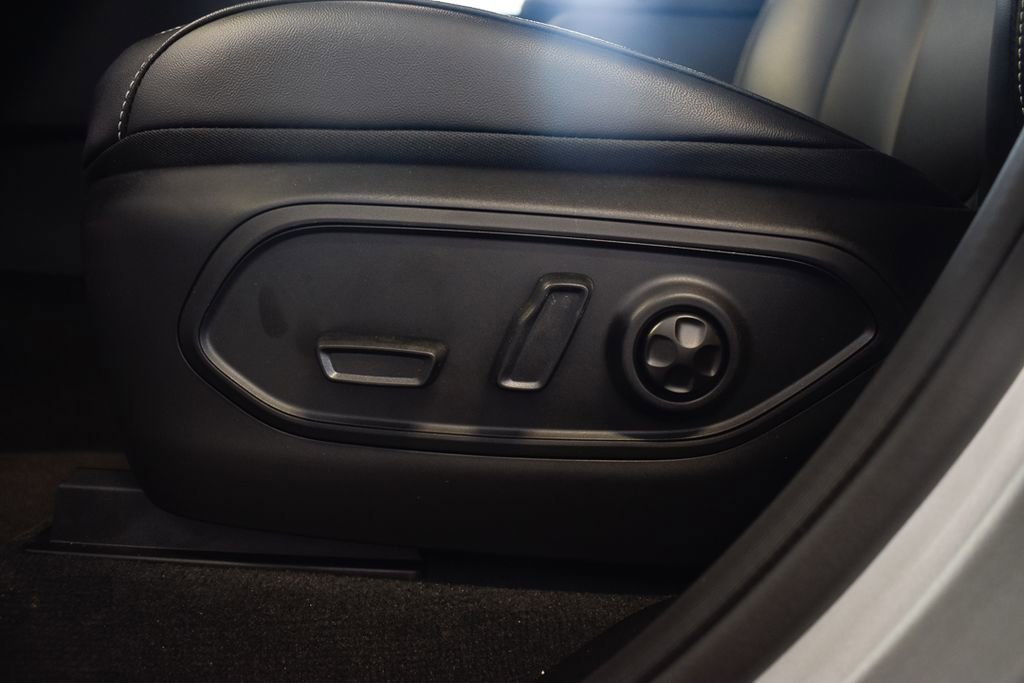 New 2026 Jeep Grand Cherokee Limited image 27