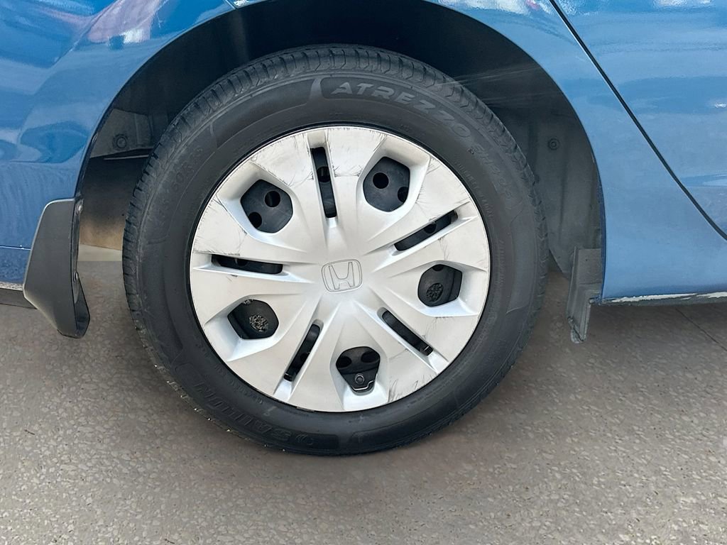Used 2013 Honda Insight LX image 27
