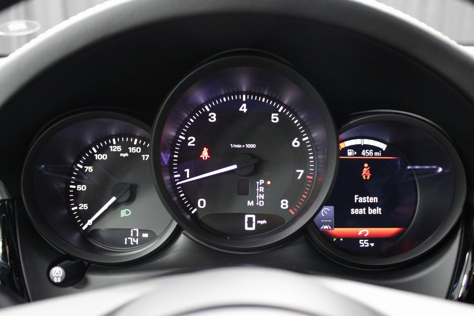 New 2026 Porsche Macan image 31