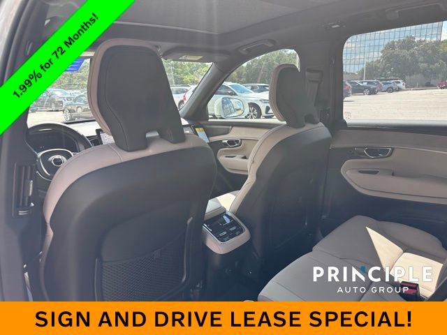 New 2026 Volvo XC90 B6 Plus w/ Protection Package Premier image 26