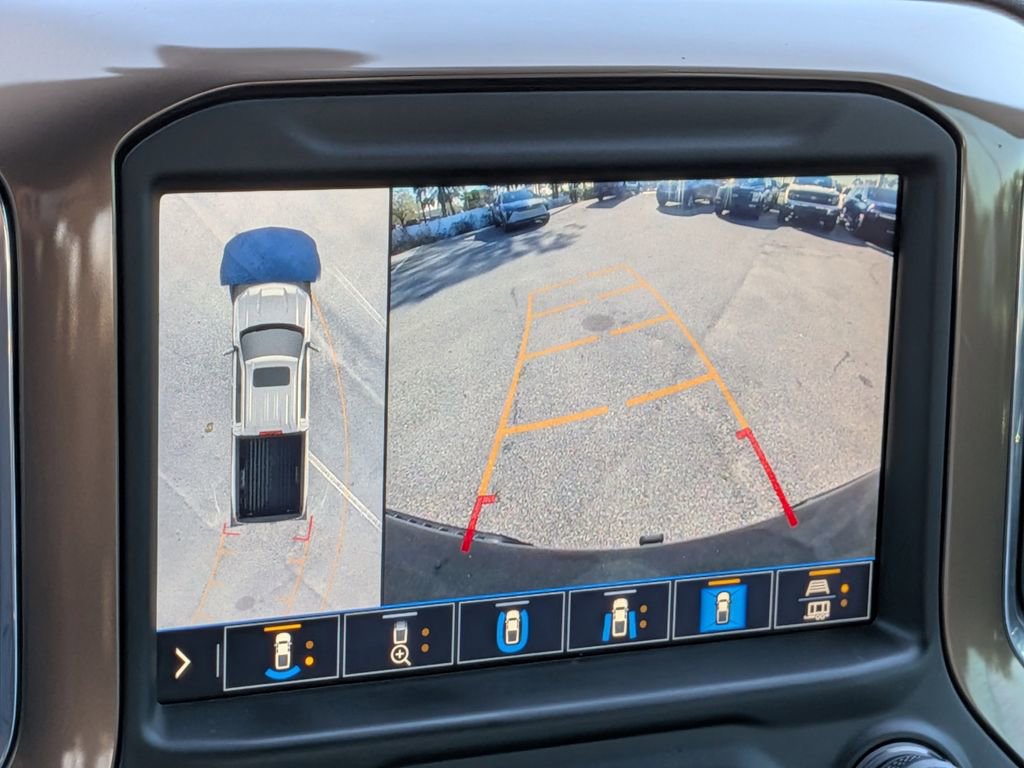 Used 2020 Chevrolet Silverado 1500 High Country w/ Technology Package image 21