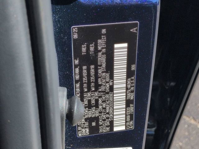 Certified 2025 Toyota Highlander XLE AWD/4WD image 31