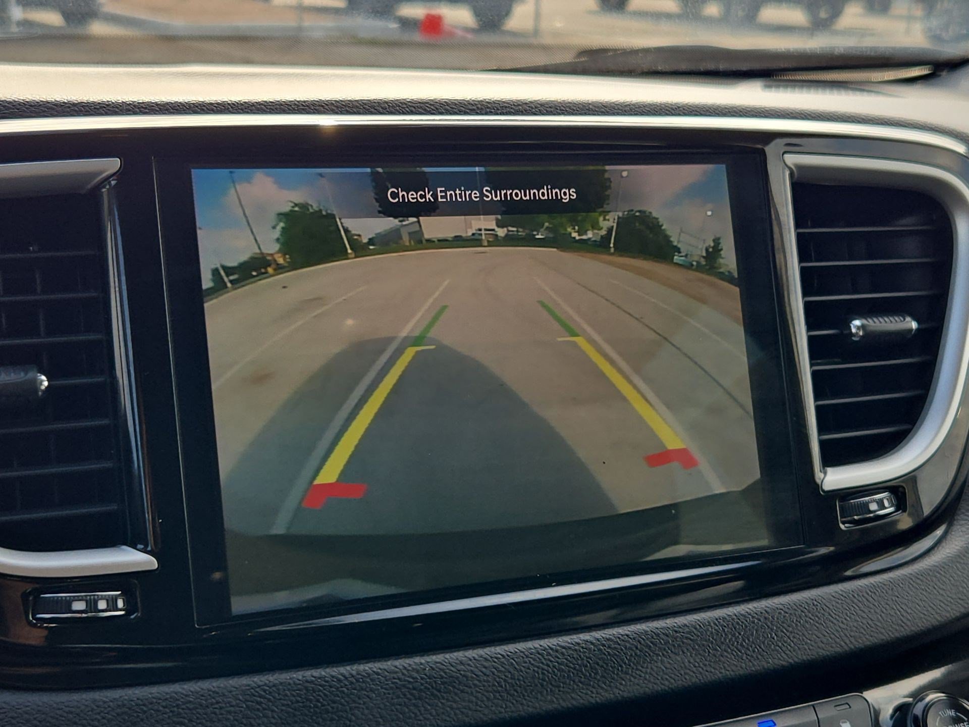 Used 2023 Chrysler Pacifica Touring-L FWD image 24