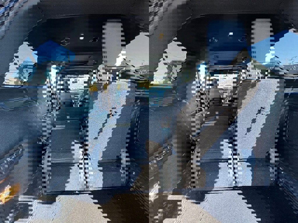 Used 2019 Ford Explorer Limited image 22