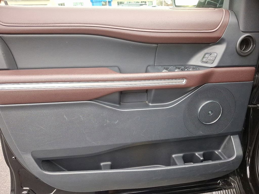 Used 2024 Ford Expedition Max Limited image 14