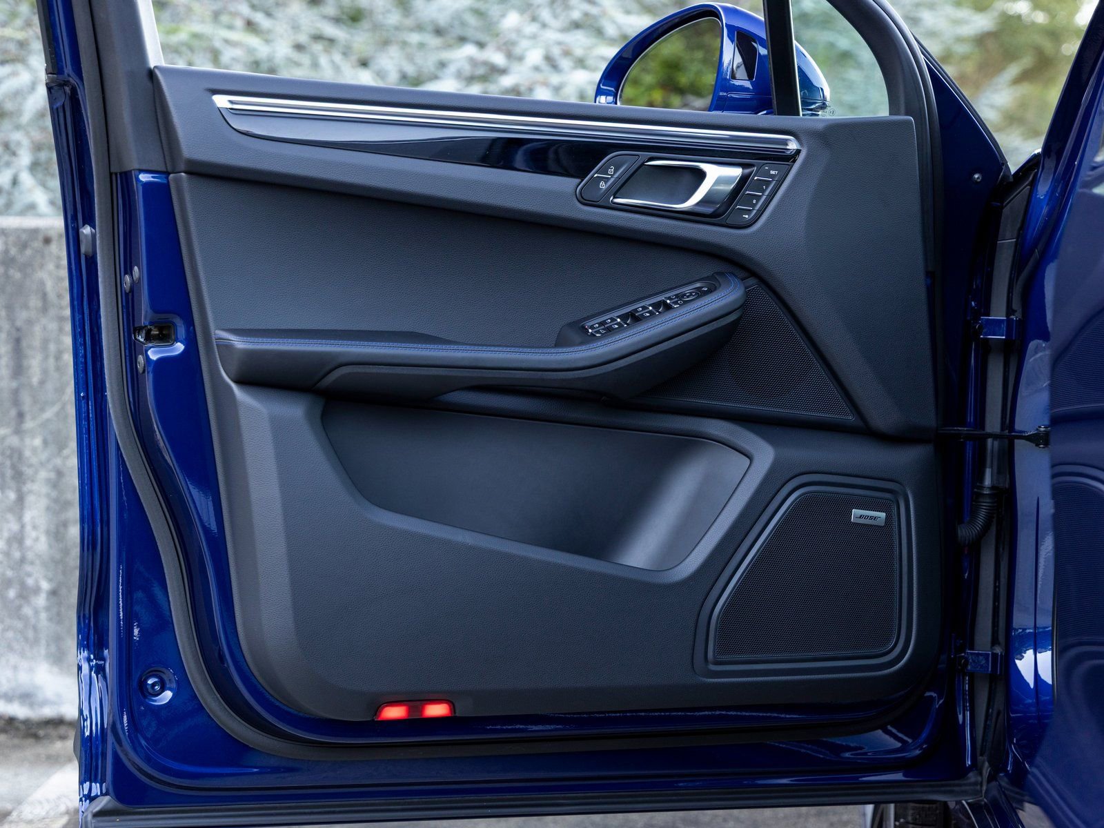 New 2025 Porsche Macan image 20