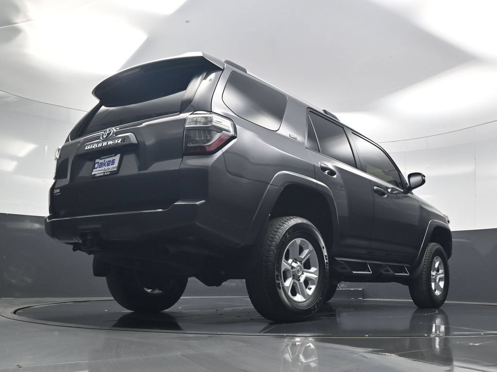 Used 2021 Toyota 4Runner SR5 Premium w/ Moonroof Package AWD/4WD image 48