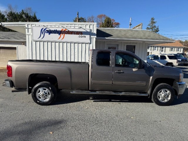 Used 2013 Chevrolet Silverado 2500 LT image 2