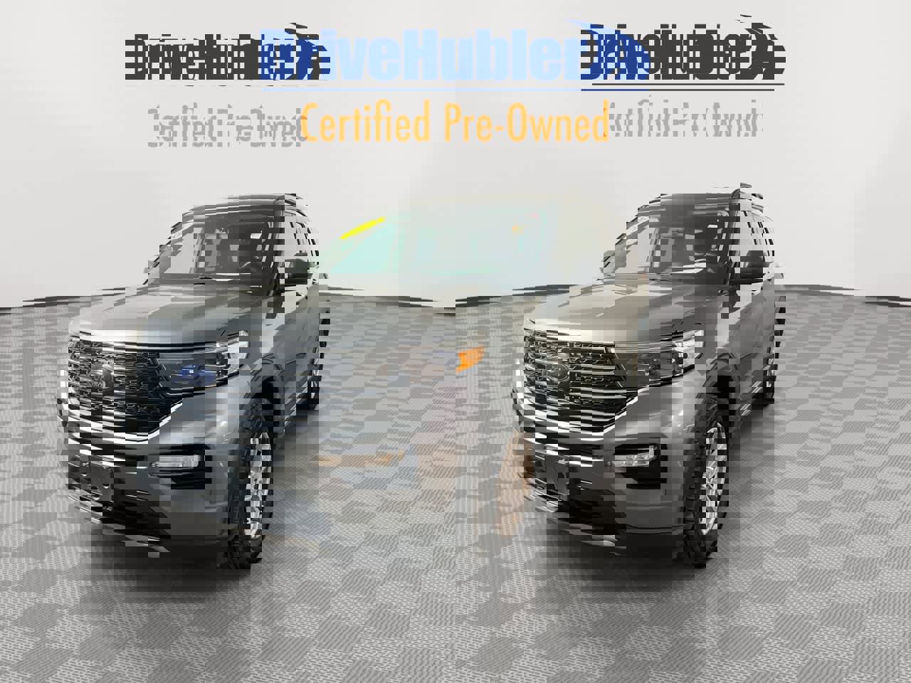 Used 2023 Ford Explorer XLT w/ Equipment Group 202A image 4