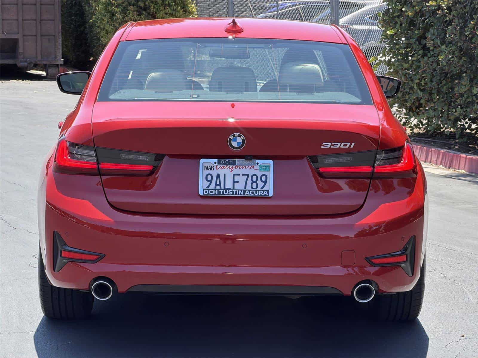 Used 2022 BMW 330i Sedan w/ Driving Assistance Package RWD image 6