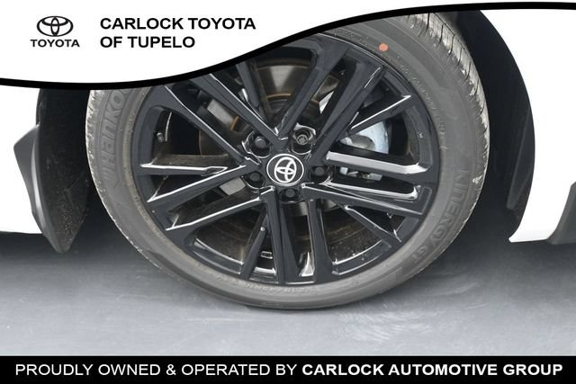 New 2026 Toyota Camry Hybrid FWD image 39