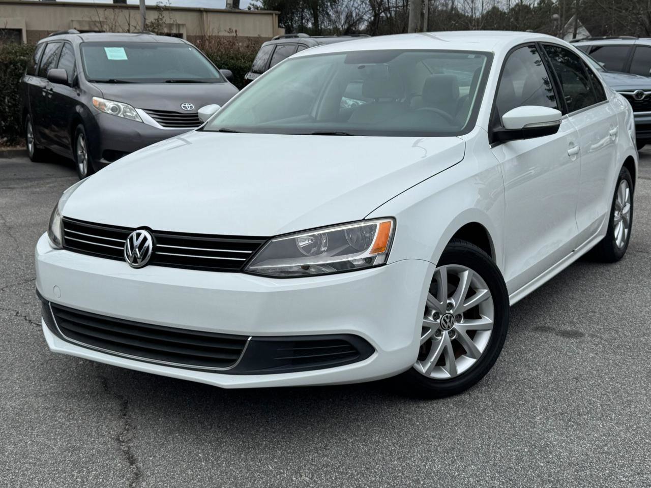 Used 2014 Volkswagen Jetta SE image 3
