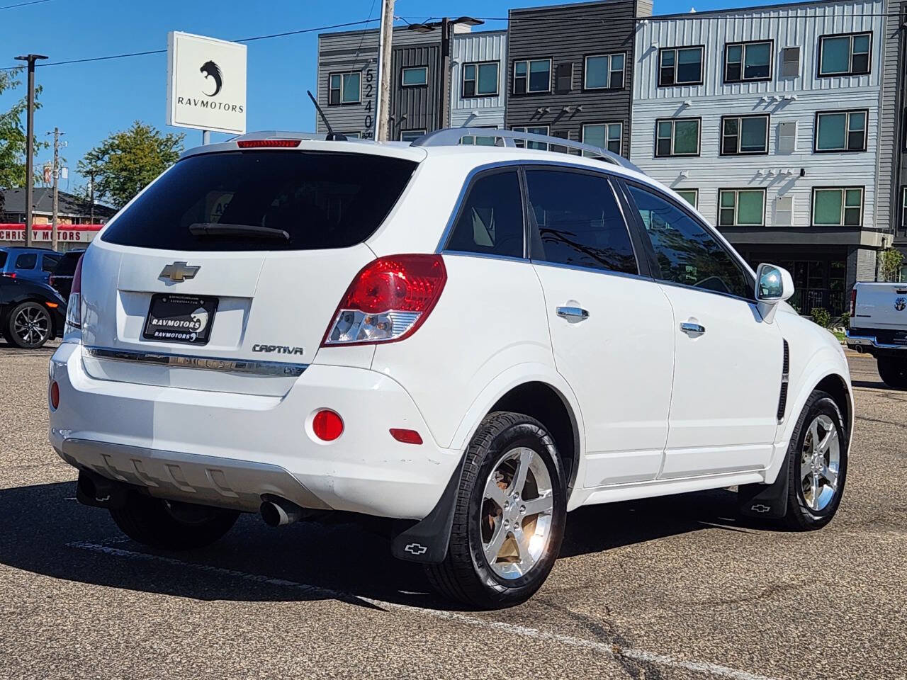 Used 2012 Chevrolet Captiva Sport LT w/ Convenience Package image 9