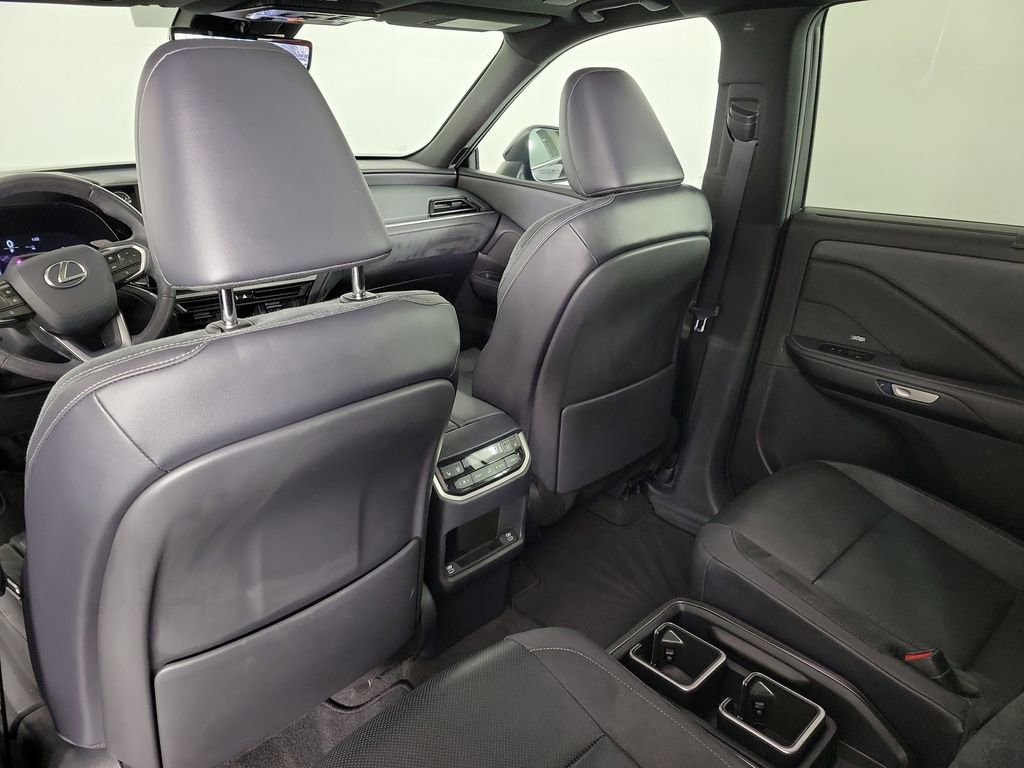 Used 2024 Lexus TX 350 FWD w/ Technology Package image 7