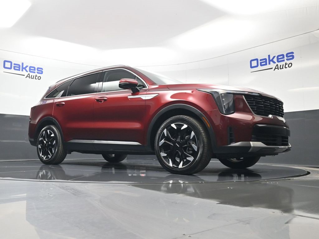 Certified 2025 Kia Sorento EX image 41