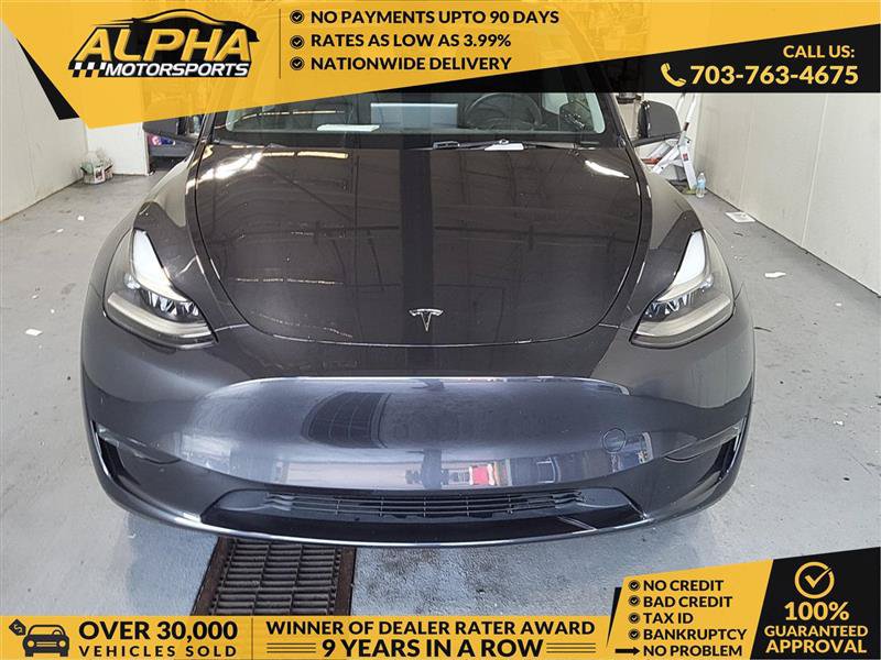 Used 2024 Tesla Model Y Long Range RWD image 1