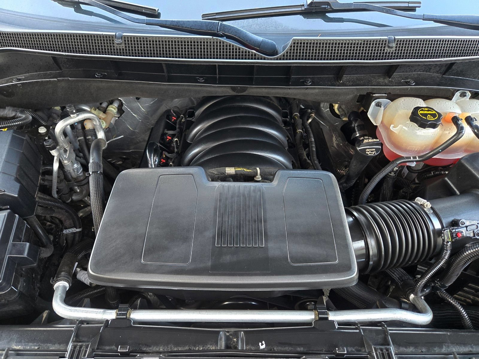 Used 2024 Chevrolet Tahoe LT RWD image 27