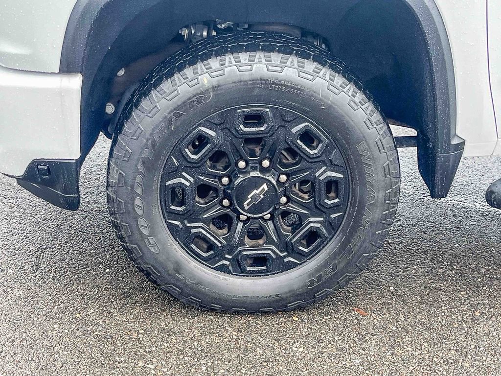 Used 2023 Chevrolet Silverado 3500 LT w/ All Star Edition image 7